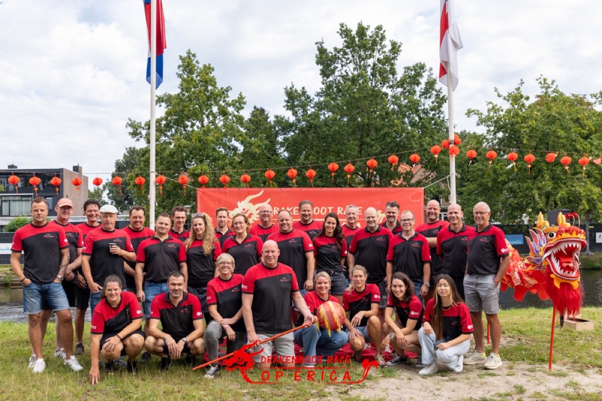 Het vrijwilligersteam van de Drakenbootrace op Erica